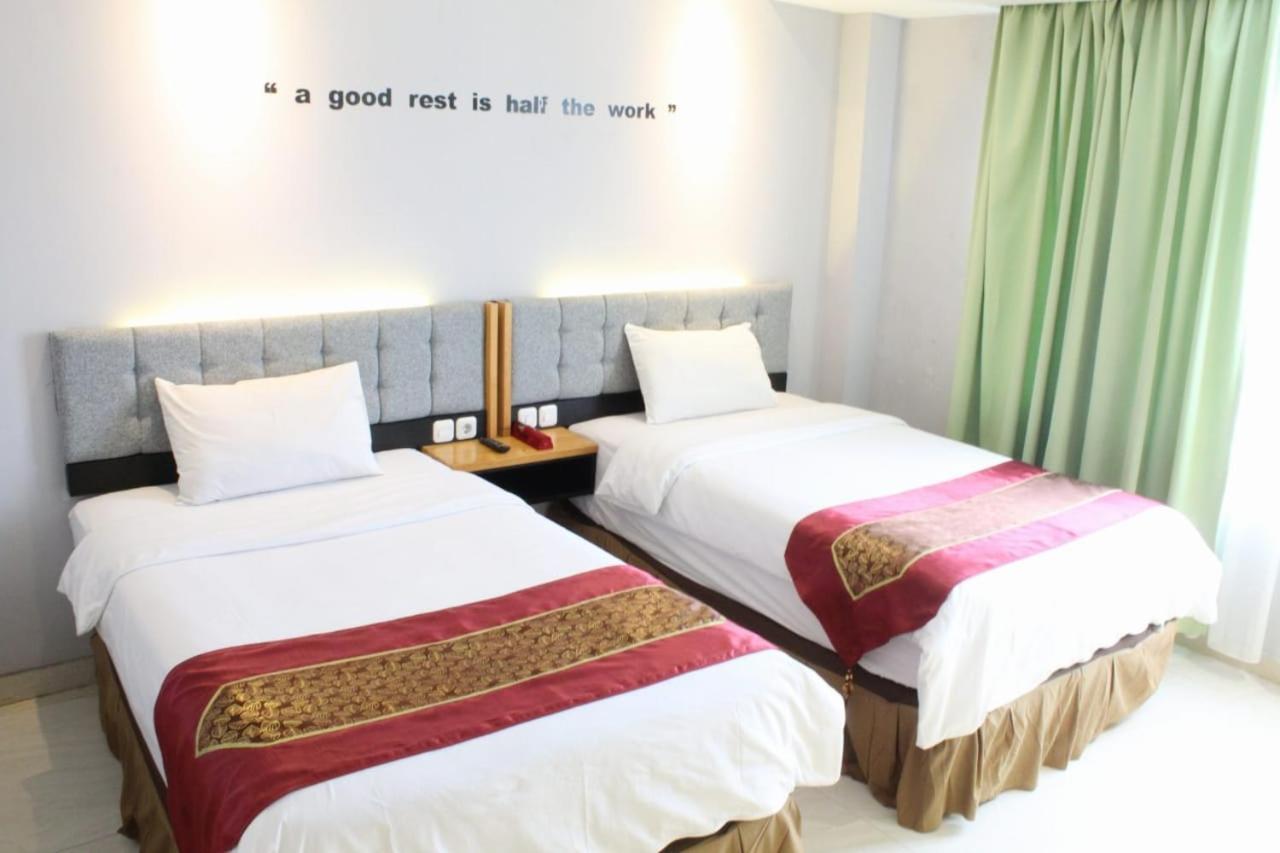 The Royal Idi Hotel Idirayeuk Bagian luar foto